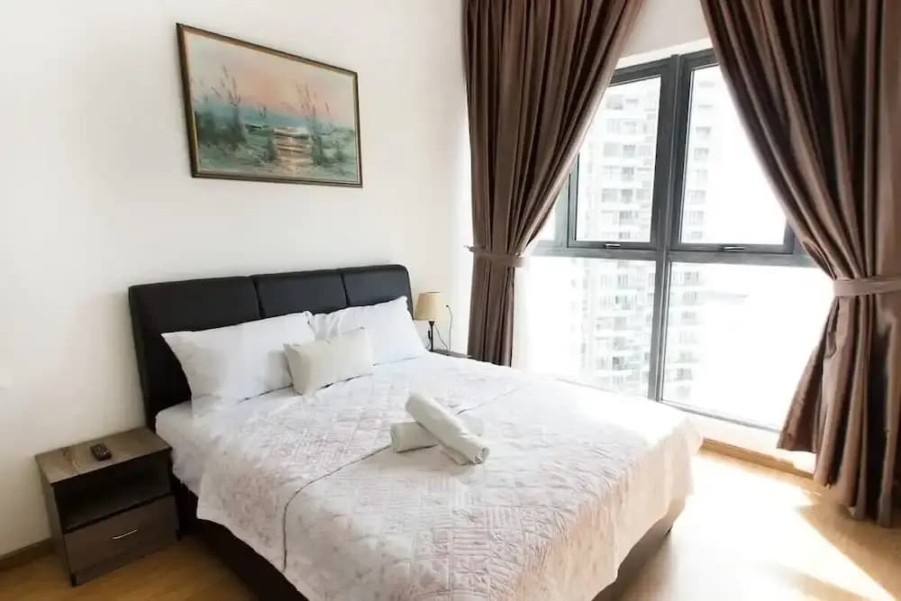 High-floor 2BR Suite, Water Views, Free Parking - photo 3