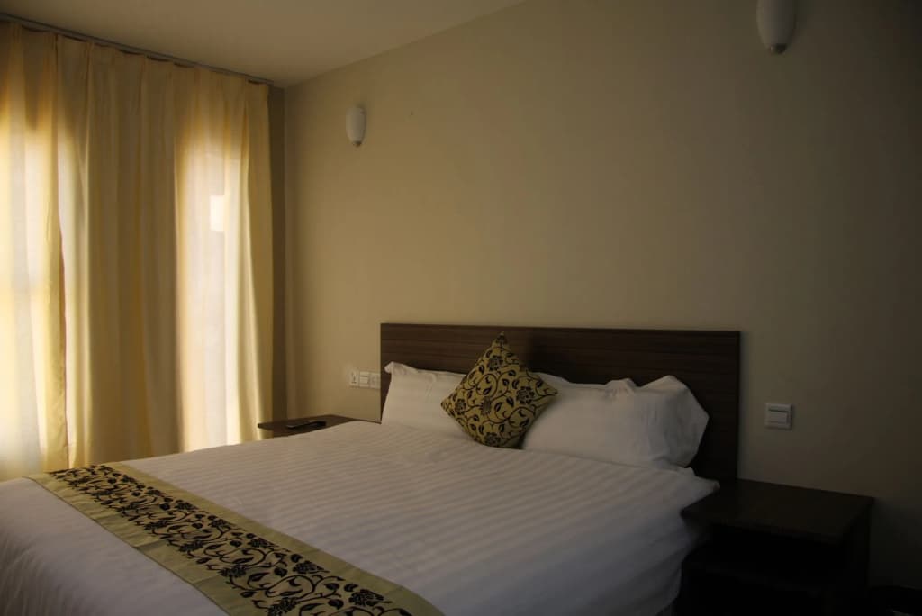 Azio Hotel & Residences - photo 3