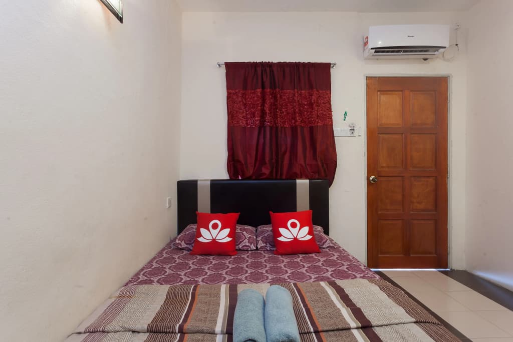 ZEN Rooms Jalan Bohor Hotel - photo 1