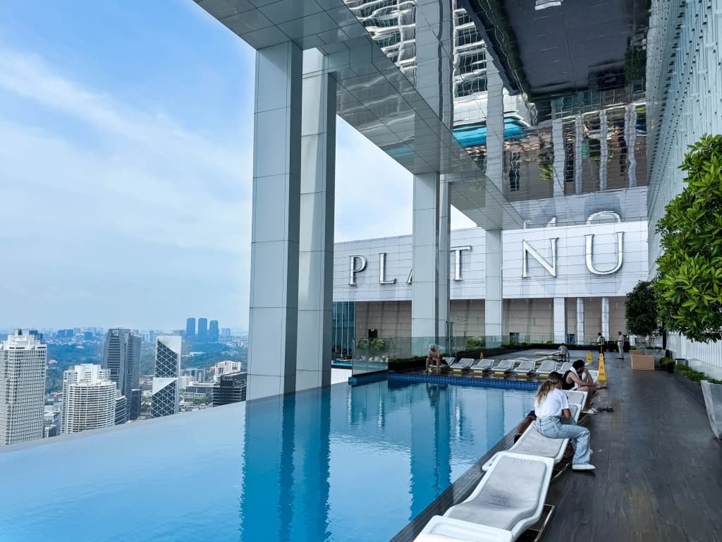 HOME STYLE at Platinum Suites 2 KLCC Twin Towers Hotel - photo 9