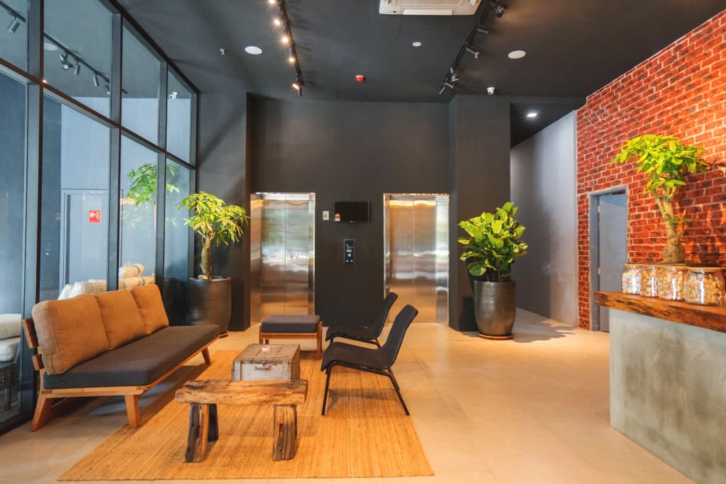 Z Hotel - photo 4