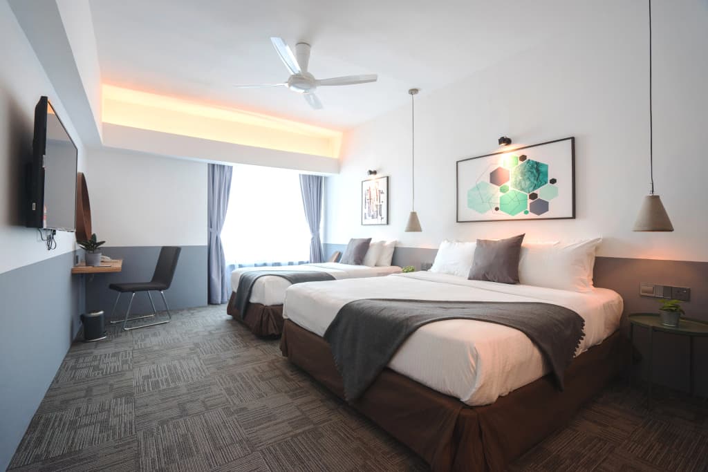 Z Hotel - photo 9
