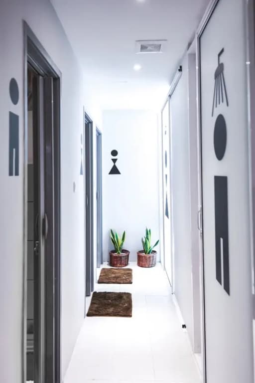 Vibrant Hostel - photo 22