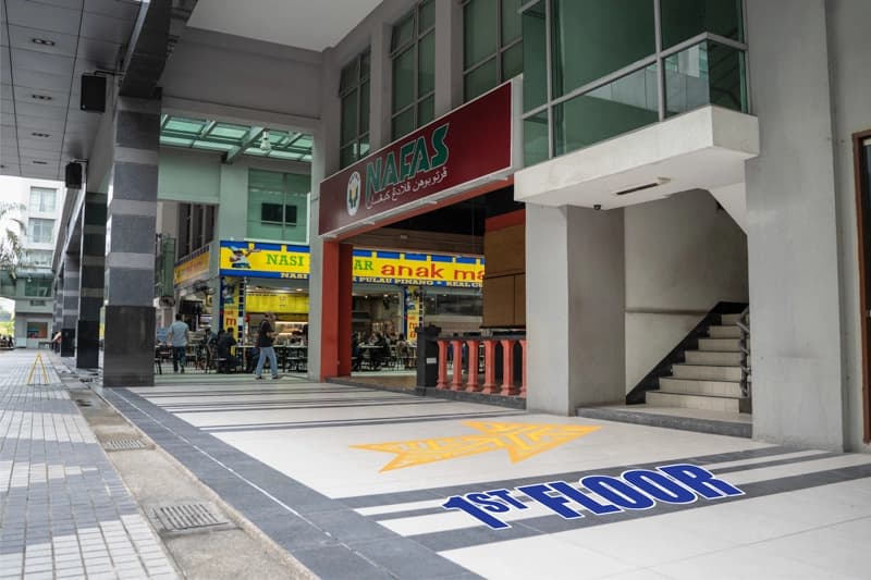 Vibrant Hostel - photo 1