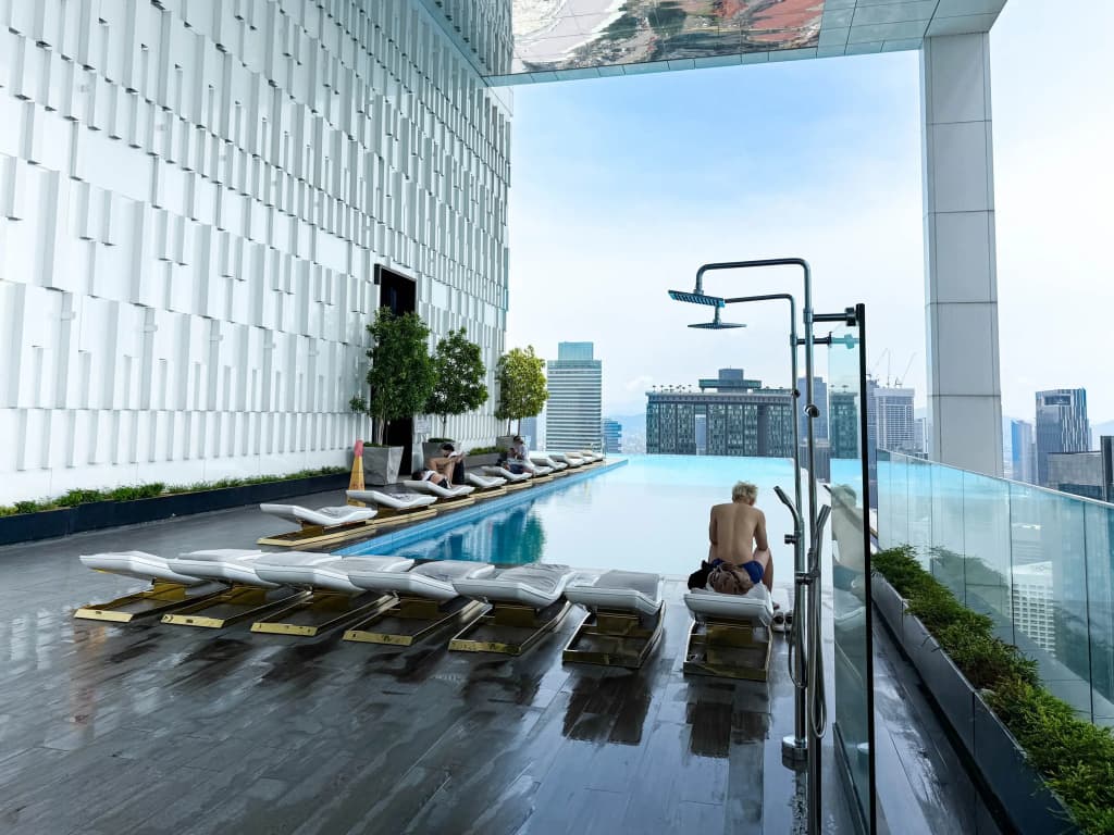 HOME STYLE at Platinum Suites 2 KLCC Twin Towers Hotel - photo 11
