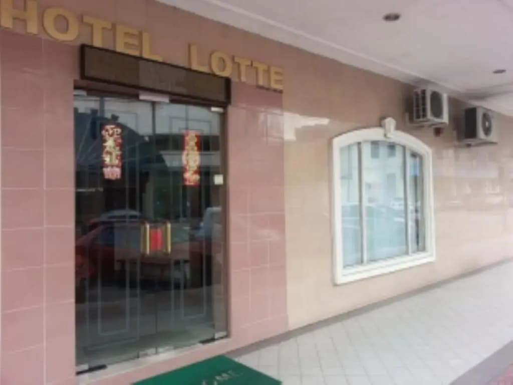 Hotel Lotte - photo 1