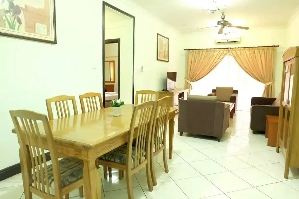 North Borneo Paradise @ Marina Court Resort Condo - photo 9