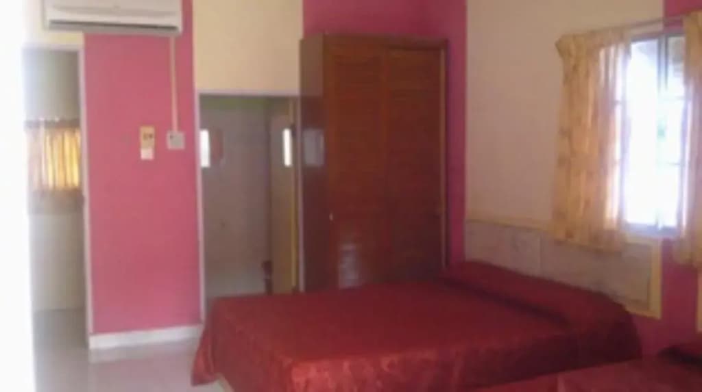 Sugary Sands Motel - photo 13