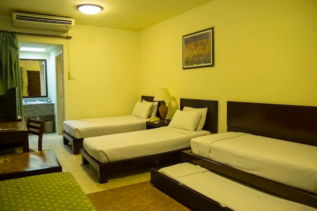 Kampung Air (Water Chalet) at Bukit Merah - photo 2