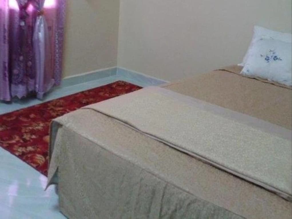Nur Budget Room Guest House - photo 8