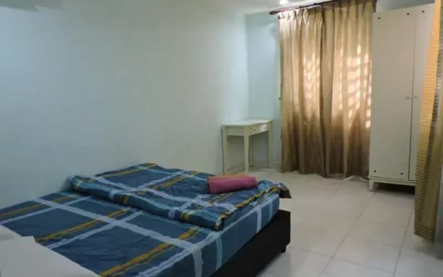 The Blanket Guesthouse - photo 4