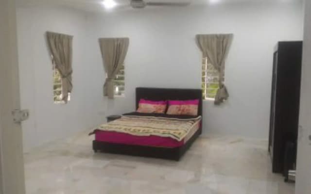 Usj Subang House - photo 4