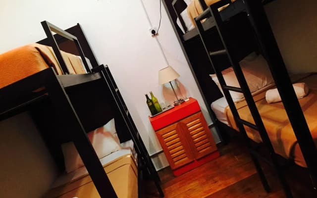 Fifty Six Guest House - Hostel - photo 2