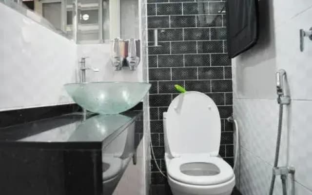 Putra Villa Condominium - photo 4