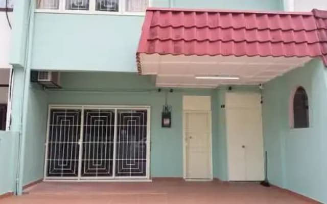 Green House @ Kelana Jaya LRT Station - photo 5