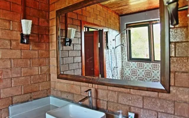 Serenity Sanctuary Eco Vacation Home - photo 4