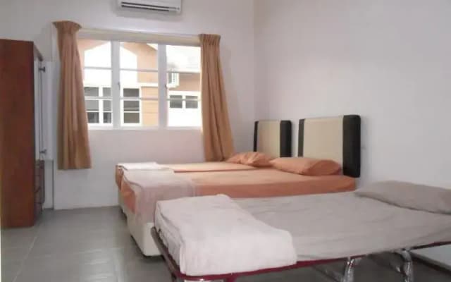 Greenleaf Angsana Homestay - photo 2