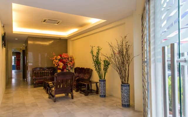 OYO 178 New Cloud Hotel - photo 2