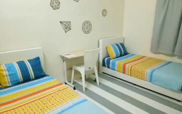 N&T Budget Homestay - photo 2