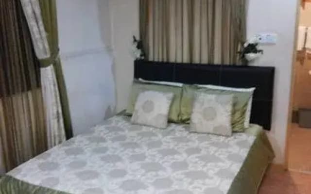 Gunter's Gasthaus Boutique Hotel - photo 4