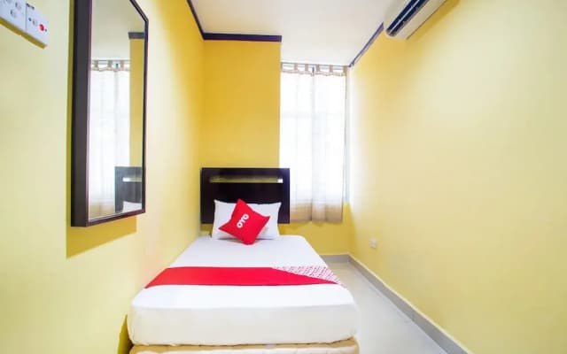 Hotel Bbk by OYO Rooms - photo 5