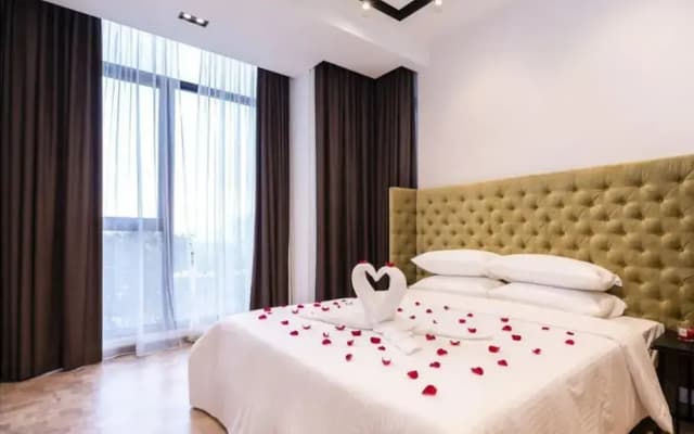 Expressionz Professional Suites by SweetHome - photo 5