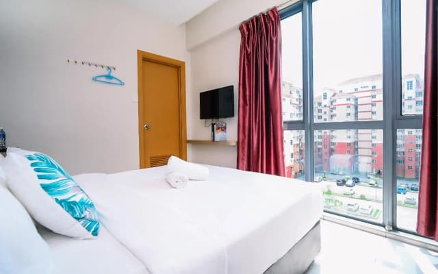 Harbour Hotel - photo 3