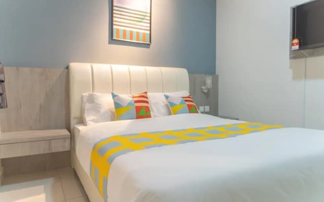 OYO Home 43995 Premium 3br 1tebrau - photo 3
