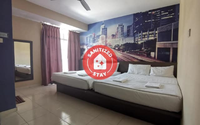 Super OYO 89930 Golden Guest House - photo 5