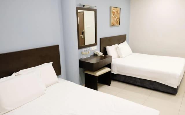 De Era Hotel - photo 4