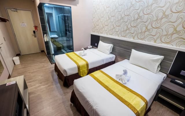 Indra Hotel - photo 4