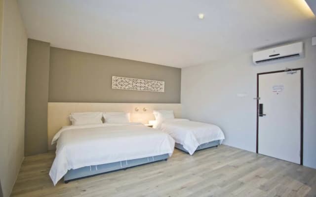 M+ Boutique Hotel - photo 4