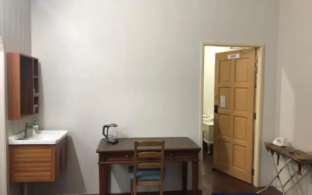 Complete 3-bedroom house with private bathrooms. - photo 5