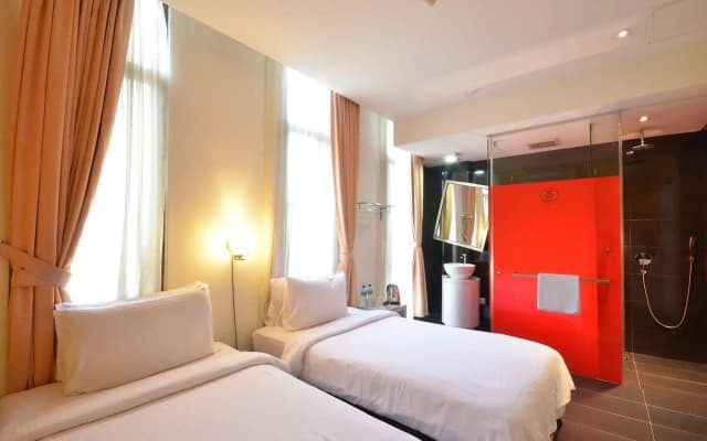 Zoom Inn Boutique Hotel - Danga Bay, Johor Bahru - photo 5