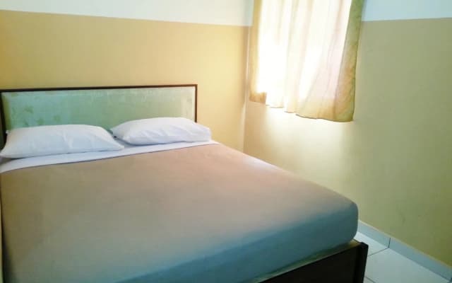 Sakiza View Hotel Setia Tropika - photo 4