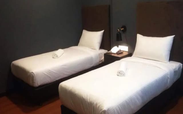 Jenjarom Boutique Hotel - photo 4