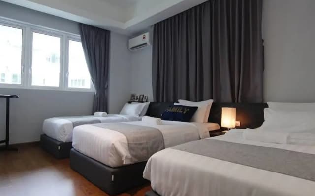 Sabah Luxury Cozy Family Suite - photo 2