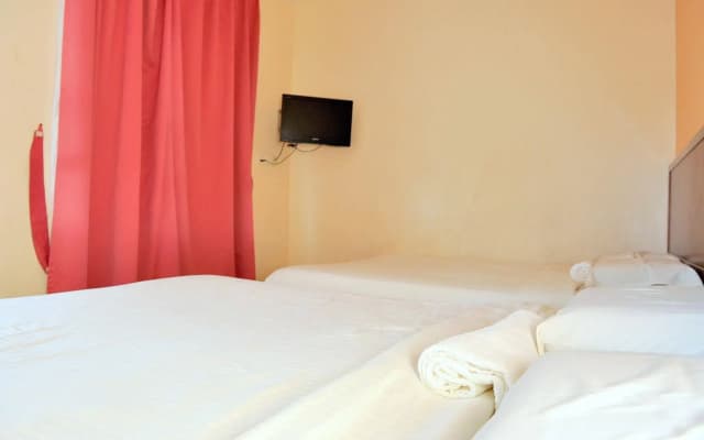 King's Hotel Kuantan - photo 3