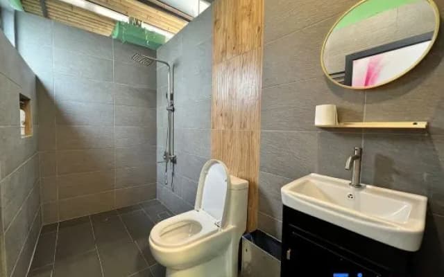 Hometel G&G - The Uniique Haus 6BR Pool Retreat - photo 2