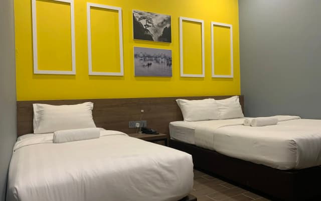 Frame Hotel - photo 2