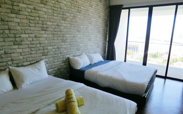 Romantic Mansion at The Landmark - photo 4