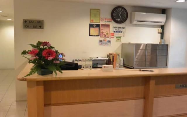 Tang City Hotel, Petaling Street, Merdeka PNB 118 Tower - photo 2