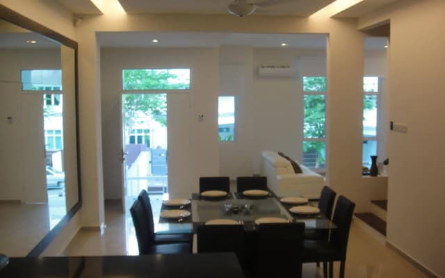 Batu Ferringhi - Shamrock Villas Penang - Villa 11 - photo 5
