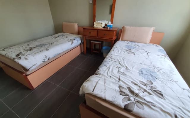 Sweet Home Hotel by OYO Rooms - photo 2
