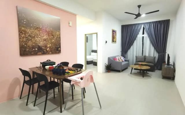 W7Homestay GoldenHill NightMarket - photo 4