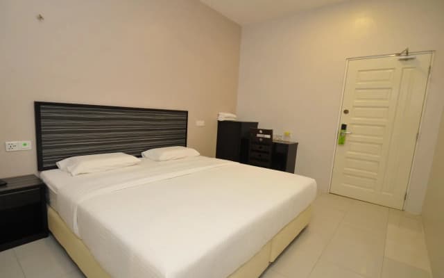 Weston Residence - photo 4