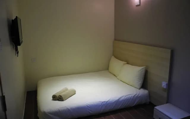 Hotel 18, Ipoh Aeon Mall - photo 3