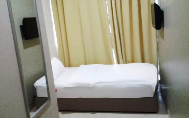 Place2Stay Hotel - photo 3
