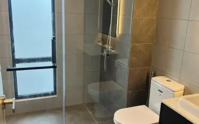 Crystal Suites At Axon Residence - photo 5