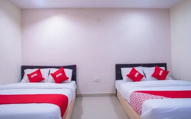 OYO 44010 Royals Star Hotel - photo 4